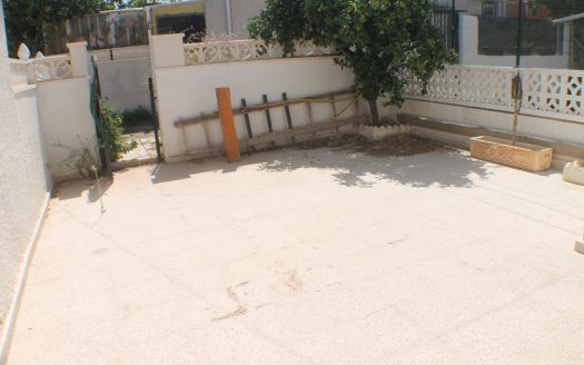 Bungalow wn Urb. Torreta II para reformar