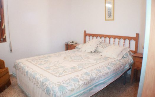 Bungalow wn Urb. Torreta II para reformar